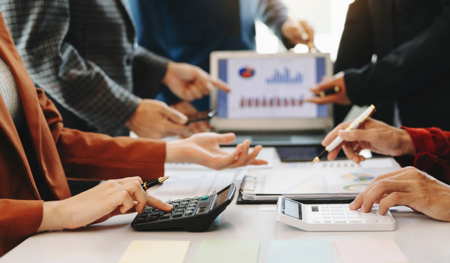 REFORMAS FISCALES EN 2025: OPORTUNIDADES Y RETOS PARA LAS PYMES ESPAÑOLAS 